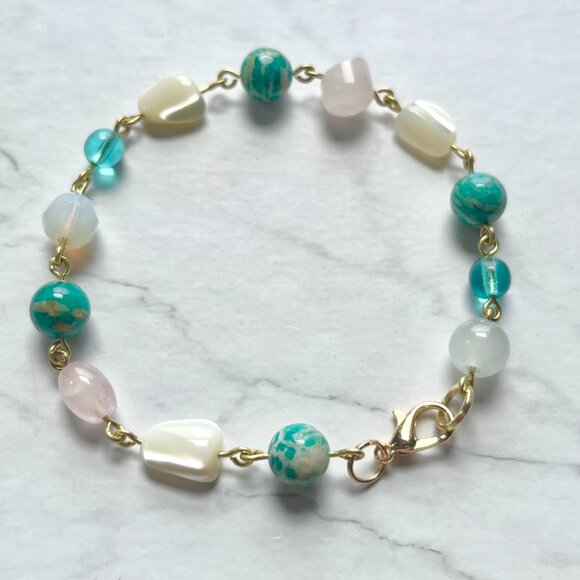 Marble and Pearl Random Stone Chain Bracelet - Picture 5 of 5